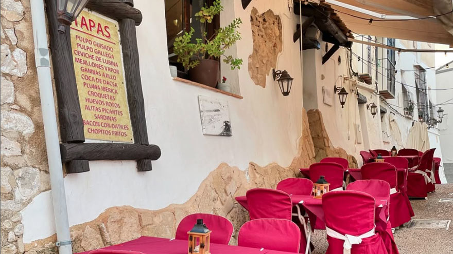 Tasca Moraira Outside