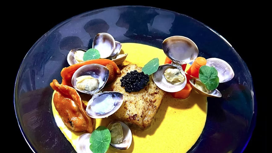 Bord met eten