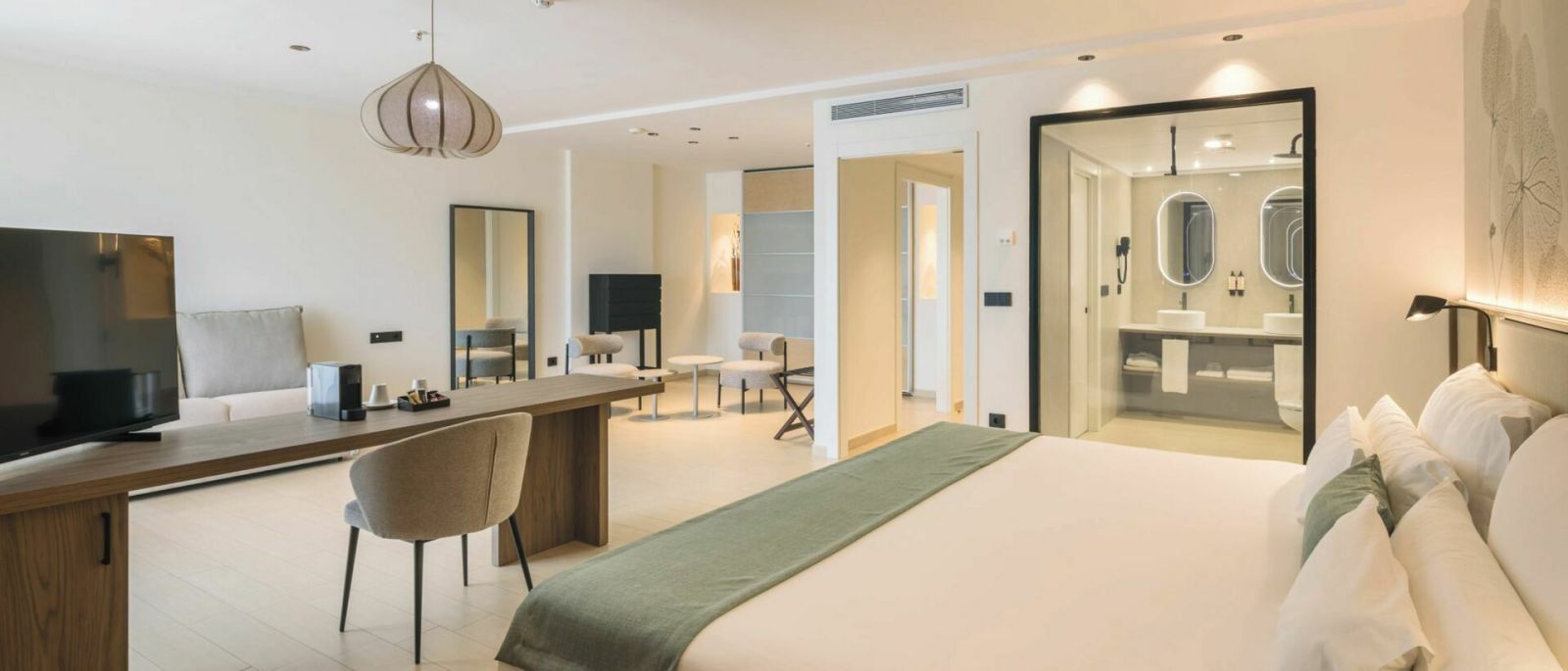 AR Diamante Beach Spa & Convention Centre